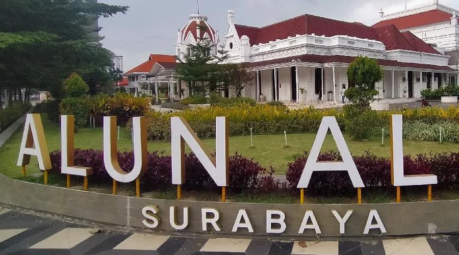 Jasa pembuatan website aplikasi di surabaya